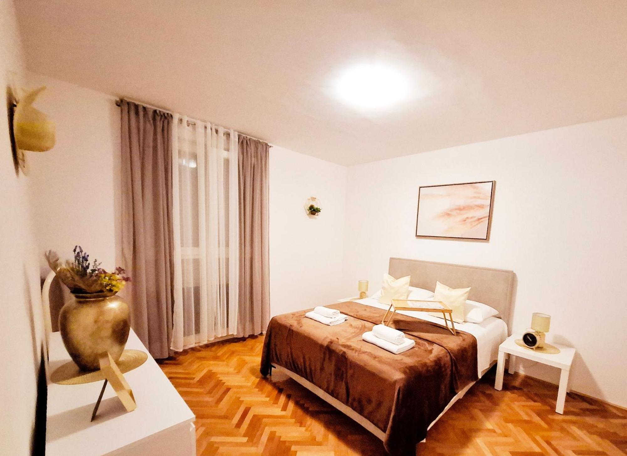 Apartman Golden Star Split Exteriör bild
